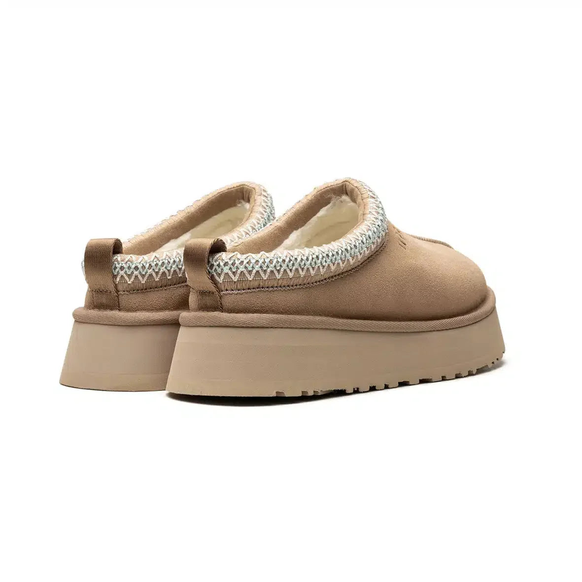 UGG Tazz Slippers Sand Beige – Elegant and Comfortable with Elevated Sole