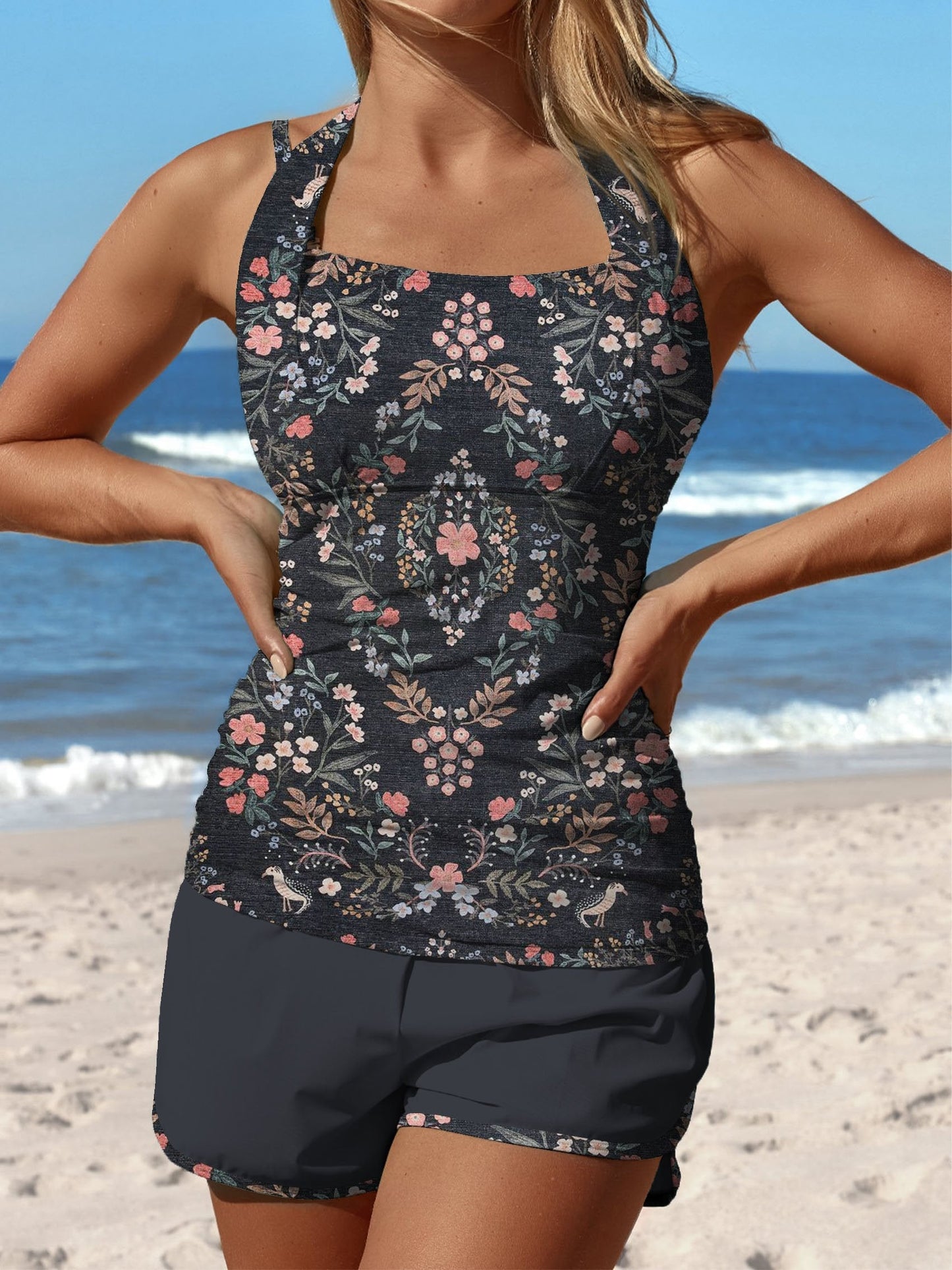 Maillot de bain tankini taille moyenne à imprimé floral symétrique gris et patchwork