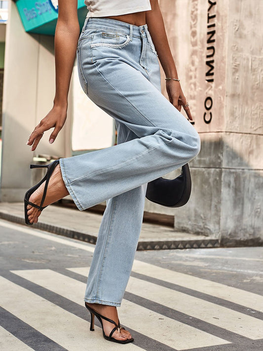 Jean ample à poches pétales pour femme